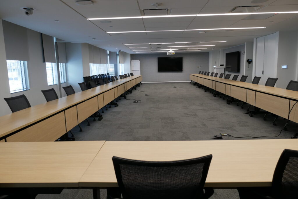 Greatbatch & Laufman Rooms U-Shape Set